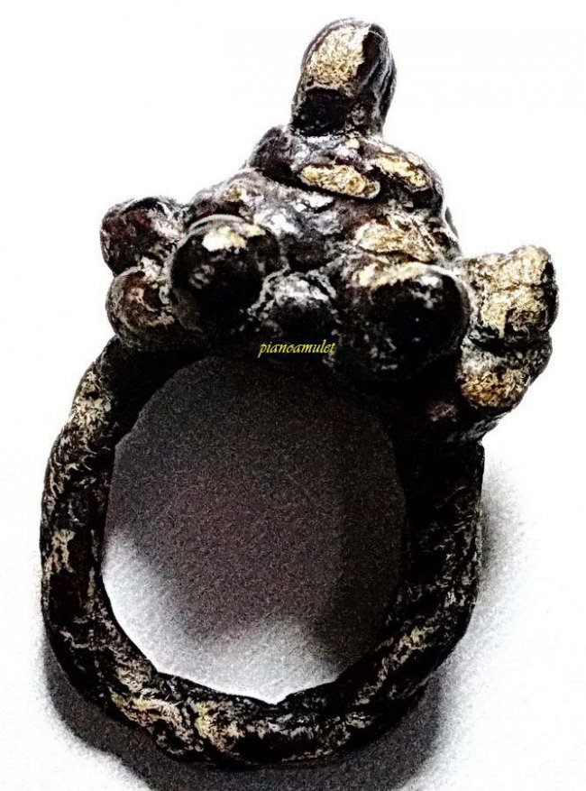 แหวนพิรอดหมวกเจ็ก 7 ยอด หลวงปู่ยิ้ม วัดหนองบัว กาญจนบุรี 