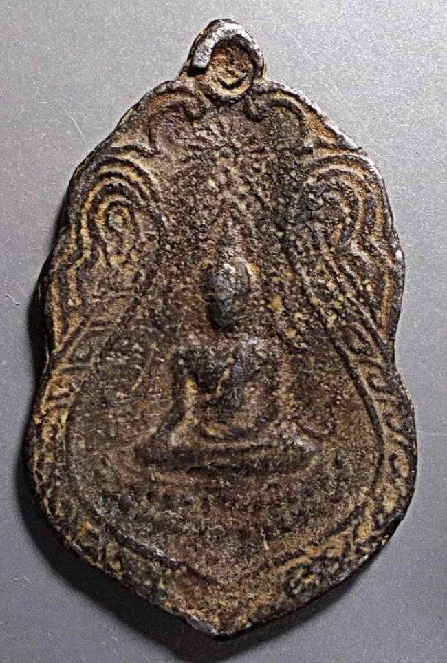 เหรียญเสมาพระพุทธชินราช หลวงปู่ศุข วัดปากคลองมะขามเฒ่า ปี 2461