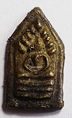 ปรก 9 เศียรหลังเรียบ ลพ.โบ้ย วัดมะนาว สุพรรณบุรี