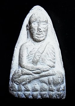 ลป.ทวด พิมพ์ใหญ่ ปลายแหลม เนื้อขาวบางขุนพรหม วัดประสาท ปี 2506