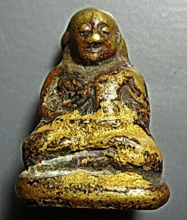 รูปหล่อ ลพ.เงิน วัดบางคลาน พิมพ์ขี้ตา