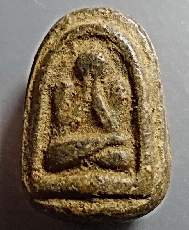 พระปิดตาหลวงปู่ไข่ วัดแหลมใต้ ฉะเชิงเทรา