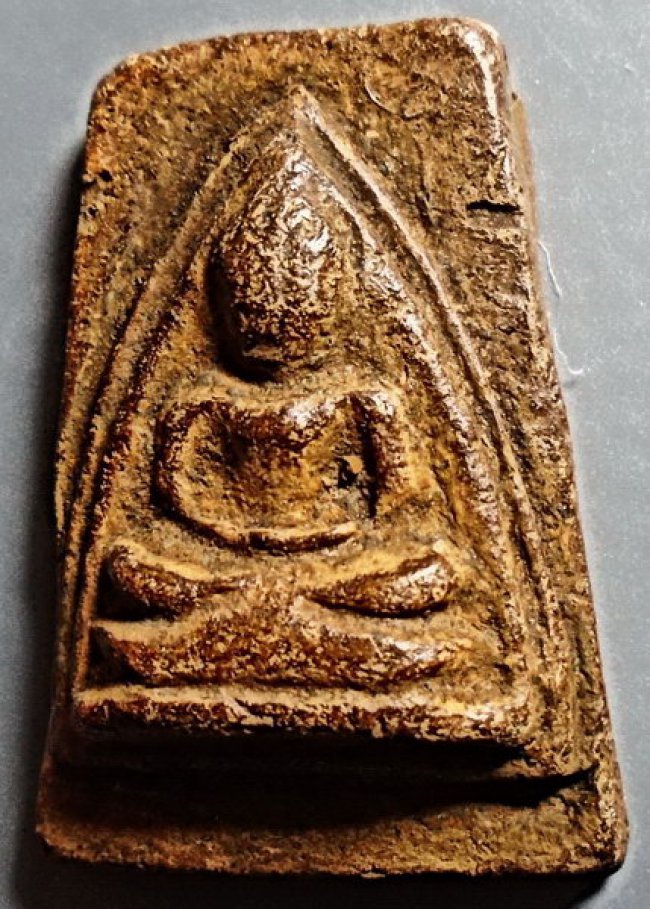 พระหลวงพ่อโต  (วัดห่อหมก) เนื้อดิน ปี 2476 อยุธยา