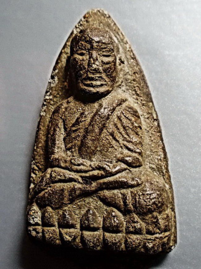 ลป.ทวด พิมพ์ใหญ่ปลายแหลม เนื้อลังเม้งแก่วาน วัดประสาท ปี 2506