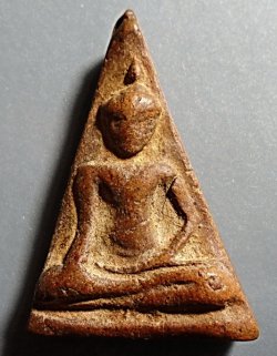 พระนางกำแพง เนื้อดิน กำแพงเพชร
